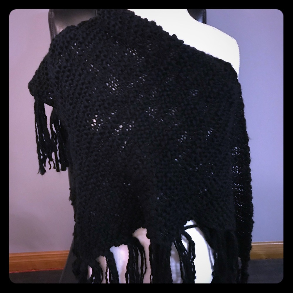 Charlotte Russe triangle fringe scarf